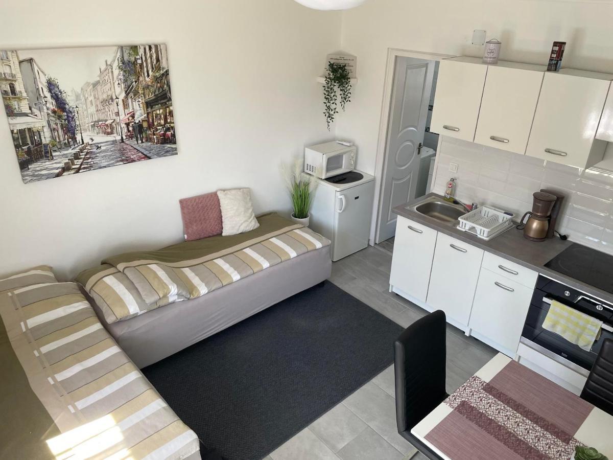 Pol-lak Apartment